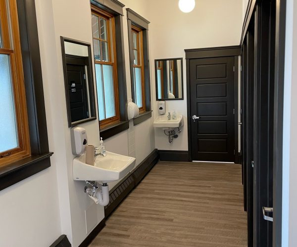 Ferni Arts Station (8)